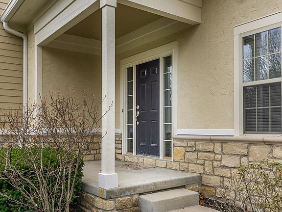 3rd image of 6625 Karsten Pl