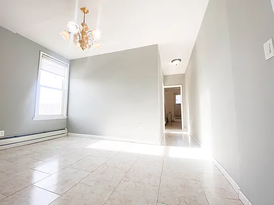 Rented by RealTegrity NY LLC | media 17