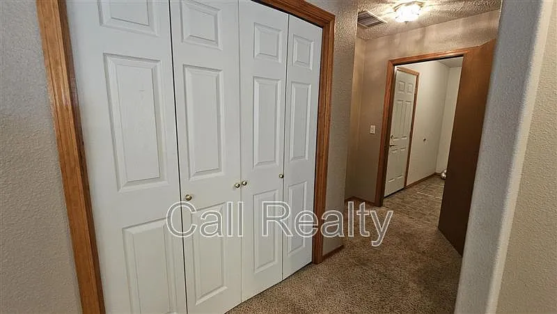 3 bed, 2.0 bath, 1151 sqft, $1,945 — Photo 4