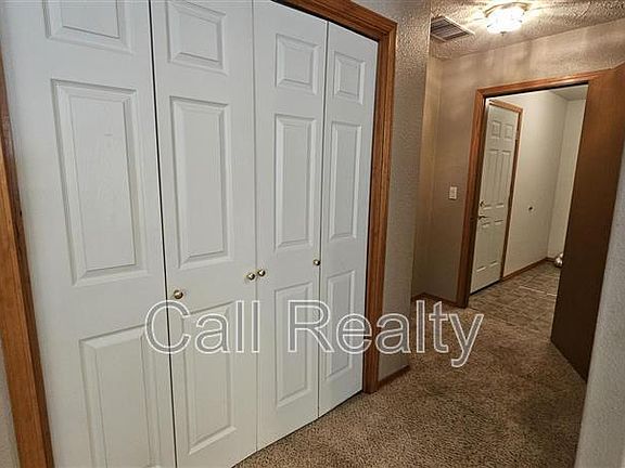 4th image of 3127 E 18th Ave