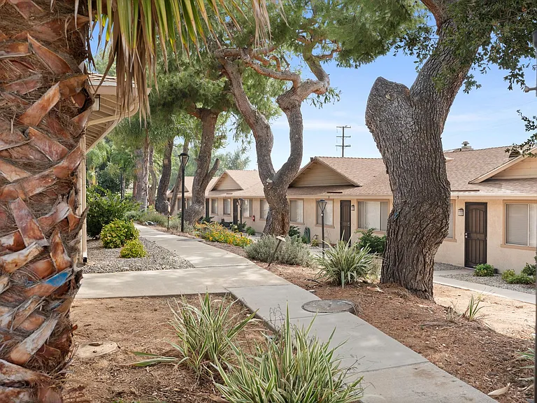 Starlight Ridge Apartments- Yucaipa, CA — Photo 27