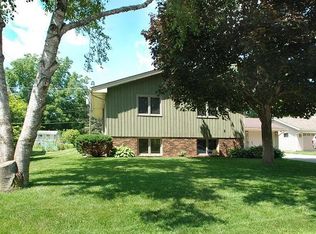 1741 Lindig St, Falcon Heights, MN 55113