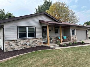 3407 N Windward Ln, Appleton, WI 54911