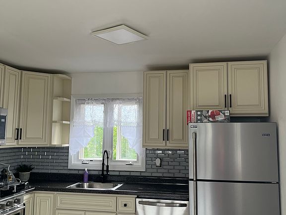 3rd image of 139 Sanford Ave #2