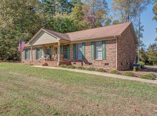 305 Homesly Rd, Mount holly, NC 28120