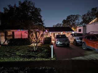 208 Limona Rd, Brandon, FL 33510