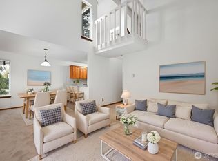 11815 93rd Ln NE APT 301, Kirkland, WA