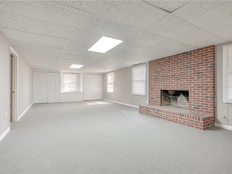 2174 Highway 323 — Photo 26