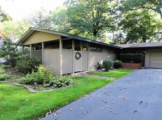 2627 Hillcrest Ave, Flint, MI 48507