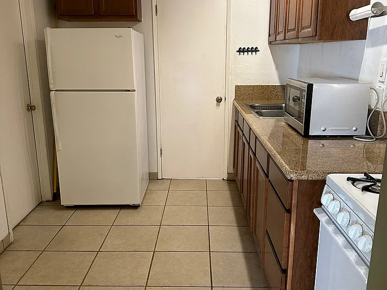 2860 Liholani St #2 — Photo 8
