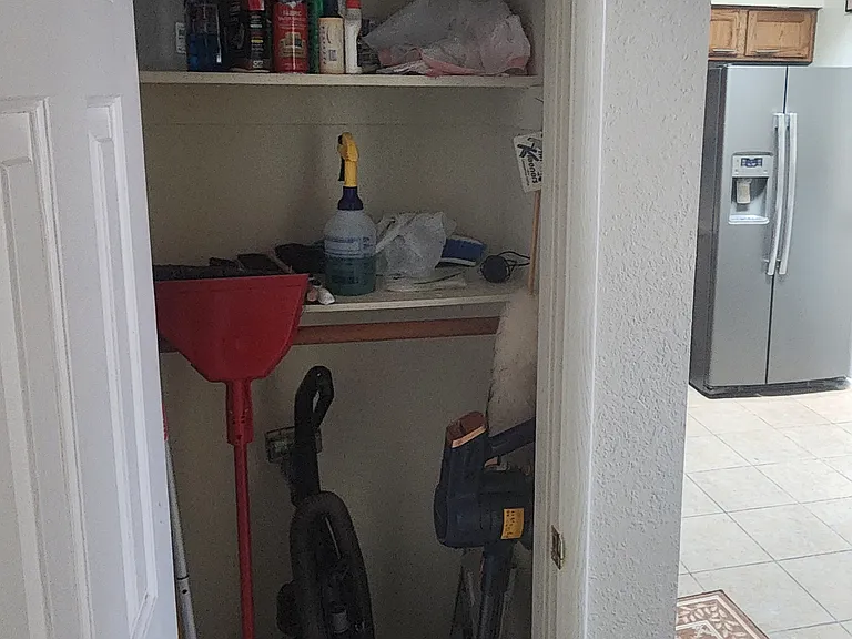 1525 W Via Del Jarrito — Photo 30