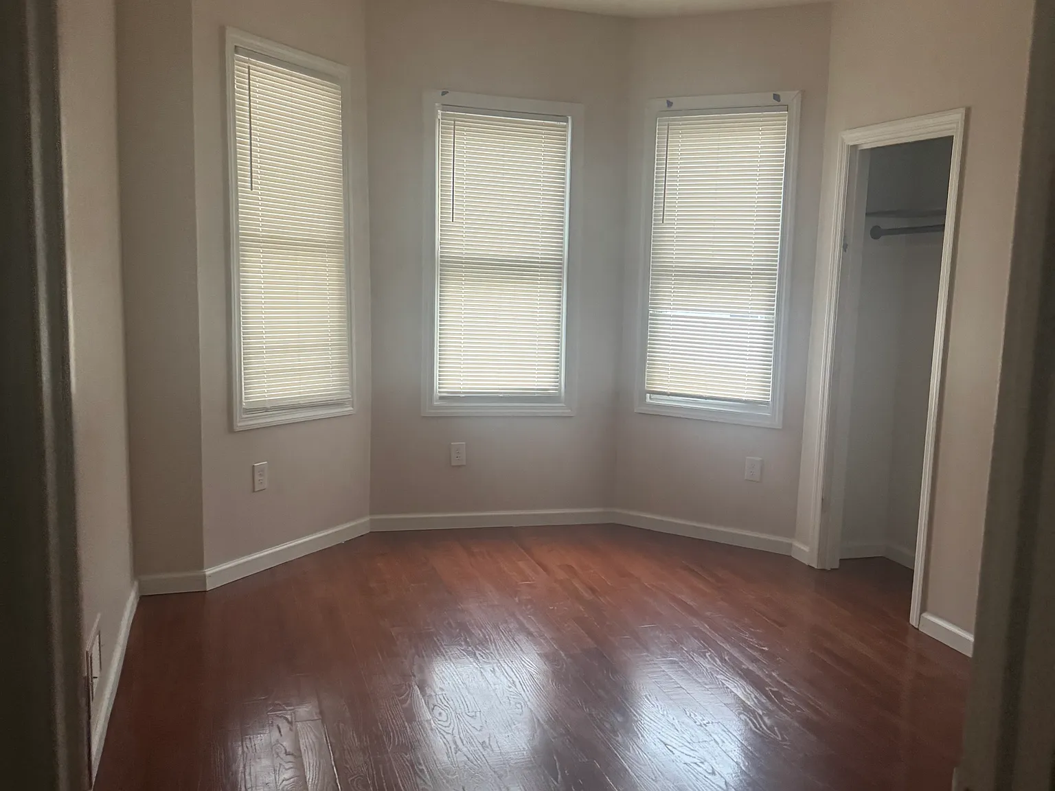 3 bed, $2,500 — Photo 1