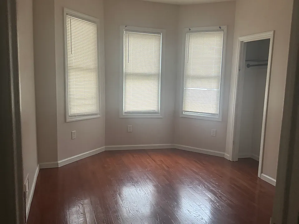 113 N 16th St #1