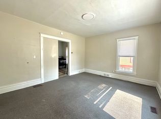 804 W Walnut, Kalamazoo, MI 49007