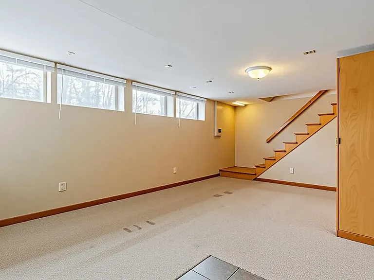 75 Landry Cir — Photo 11