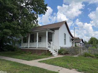407 E Kirkwood Ave, Fairfield, IA 52556