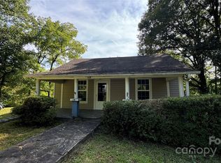 138 Jolly Rd, Old Fort, NC 28762