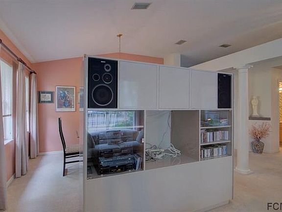 5th image of 10 Point Doral Ct