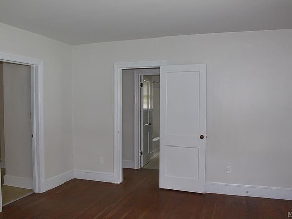 5th image of 208 W Jackson St