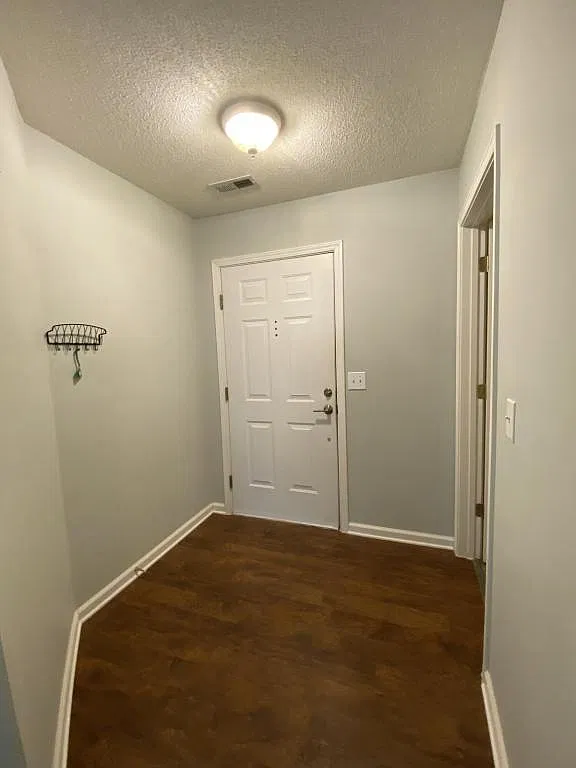 4980 Windsor Green Way, unit 301 — Photo 3