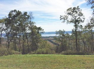 N1390 Pepin View Ln S, Pepin, WI 54759