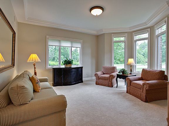 4th image of 1500 Elderberry Dr
