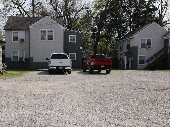 2nd image of 608 Chautauqua Ave #608