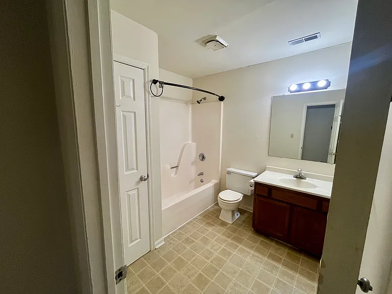 315 Bracken Pl — Photo 5