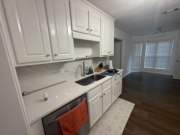 5th image of 130 Marbrook Trce