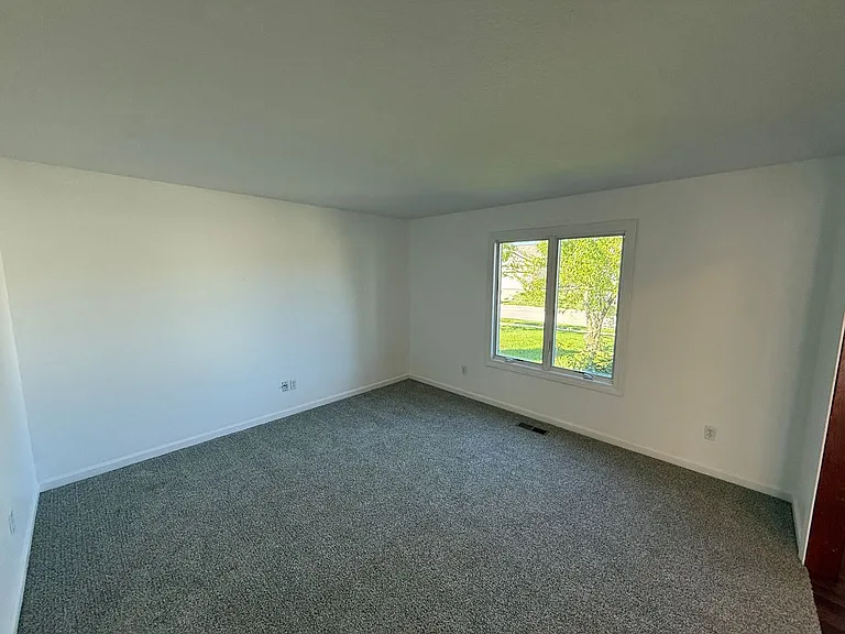 611 River Rock Pass — Photo 4