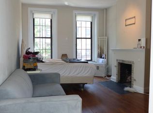 59 W 8th St APT 2D, New York, NY 10011