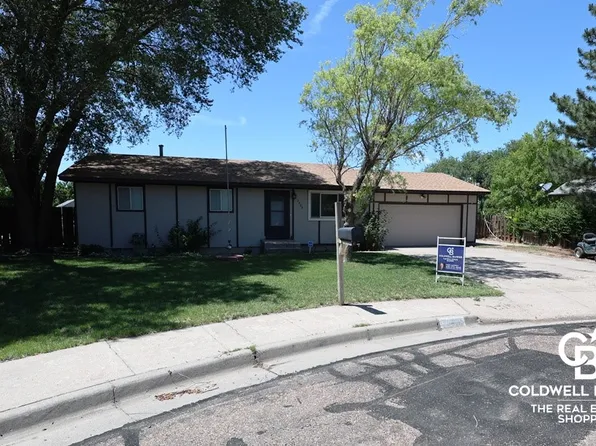 2509 C St, Garden City, KS 67846