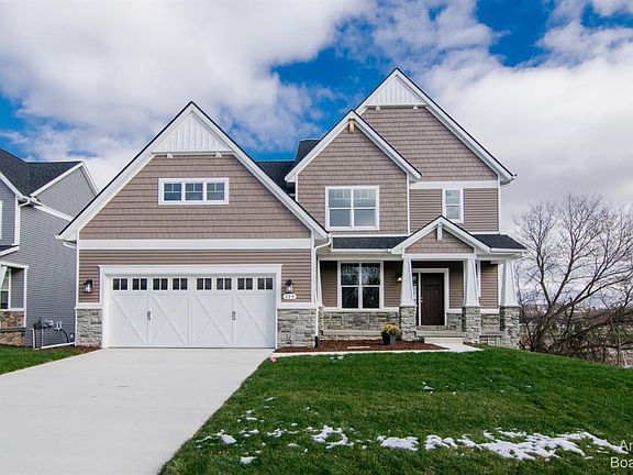 2nd image of 4853 Burton Ln #4