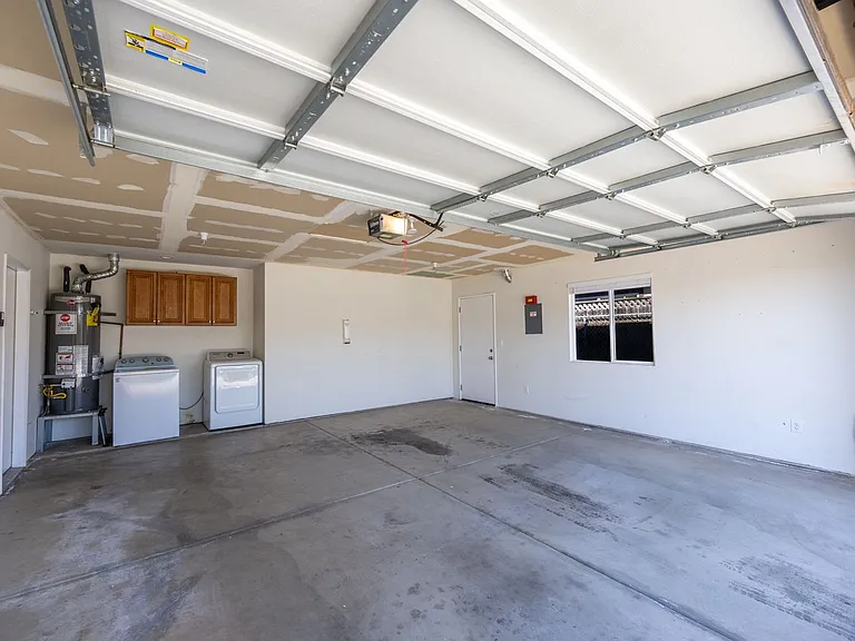 1181 Florida St — Photo 35