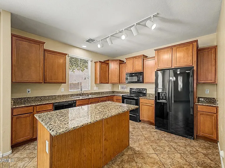 4342 E Carla Vista Dr — Photo 32