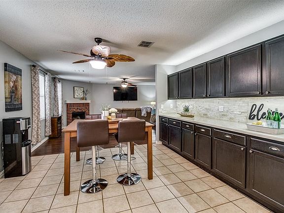 5th image of 1114 Wyatt Earp Dr