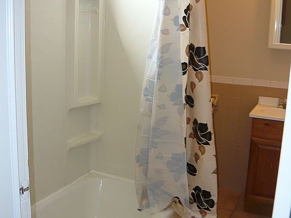3rd Floor Bathroom