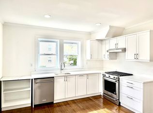 109 Spring St, Port Chester, NY 10573