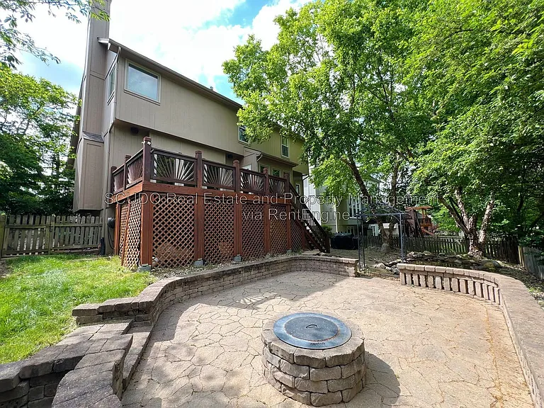 11453 Cody St — Photo 15