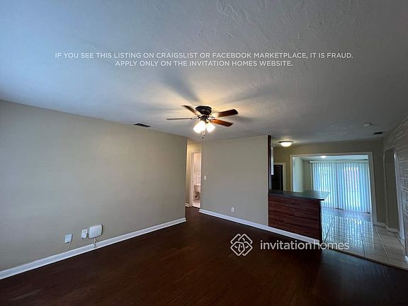 5th image of 3701 SW 58th Ter