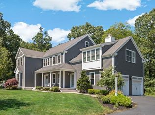 26 Birchwood Ln, Norwell, MA 02061