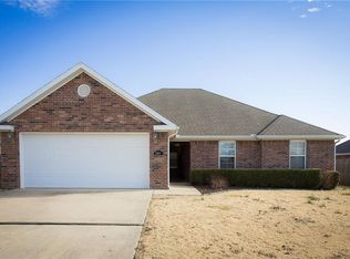 3891 Serenity St, Springdale, AR 72764