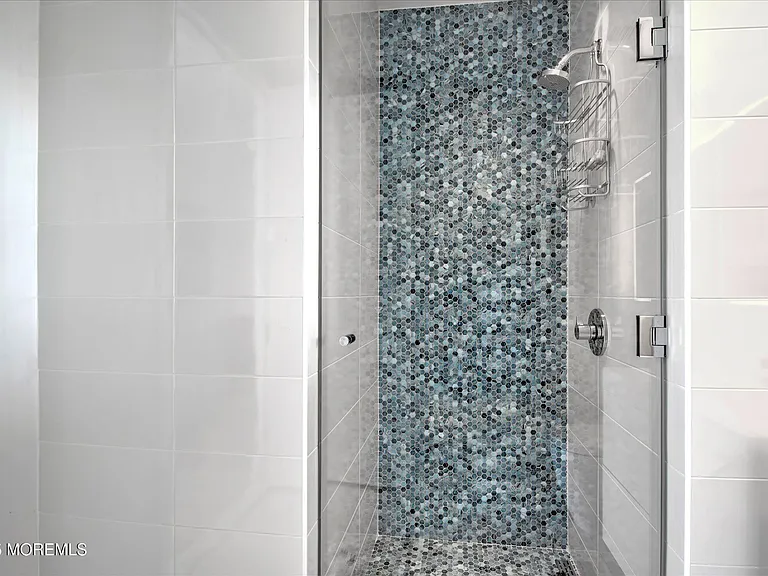 1101 Ocean Ave #1102 — Photo 32