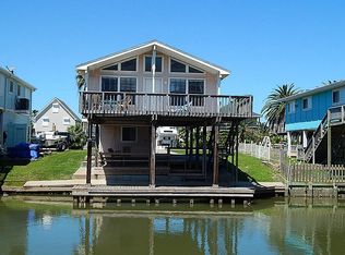 22113 Zapata Dr, Galveston, TX 77554