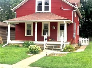 11 S Appleton Ave, Amboy, IL 61310