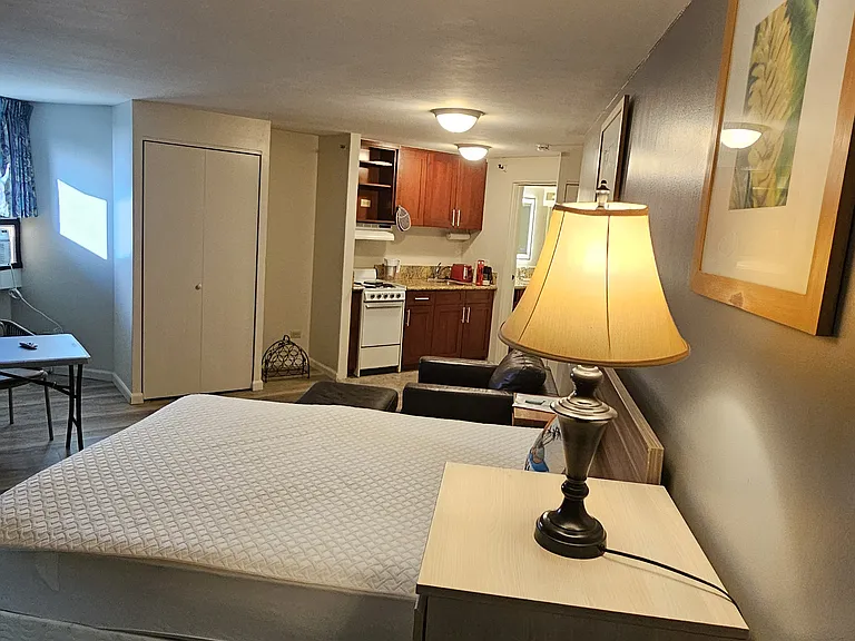 1700 Ala Moana Blvd #1701 — Photo 10