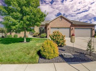 2504 Centennial Dr, Springfield, IL 62711