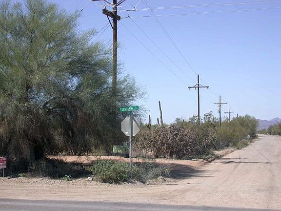 View looking down Ina Rd