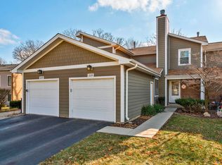 1539 S County Farm Rd, Wheaton, IL 60189