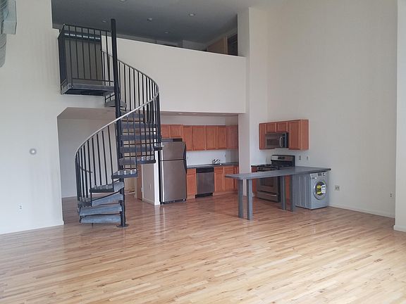 3rd image of 92 Main St APT 308